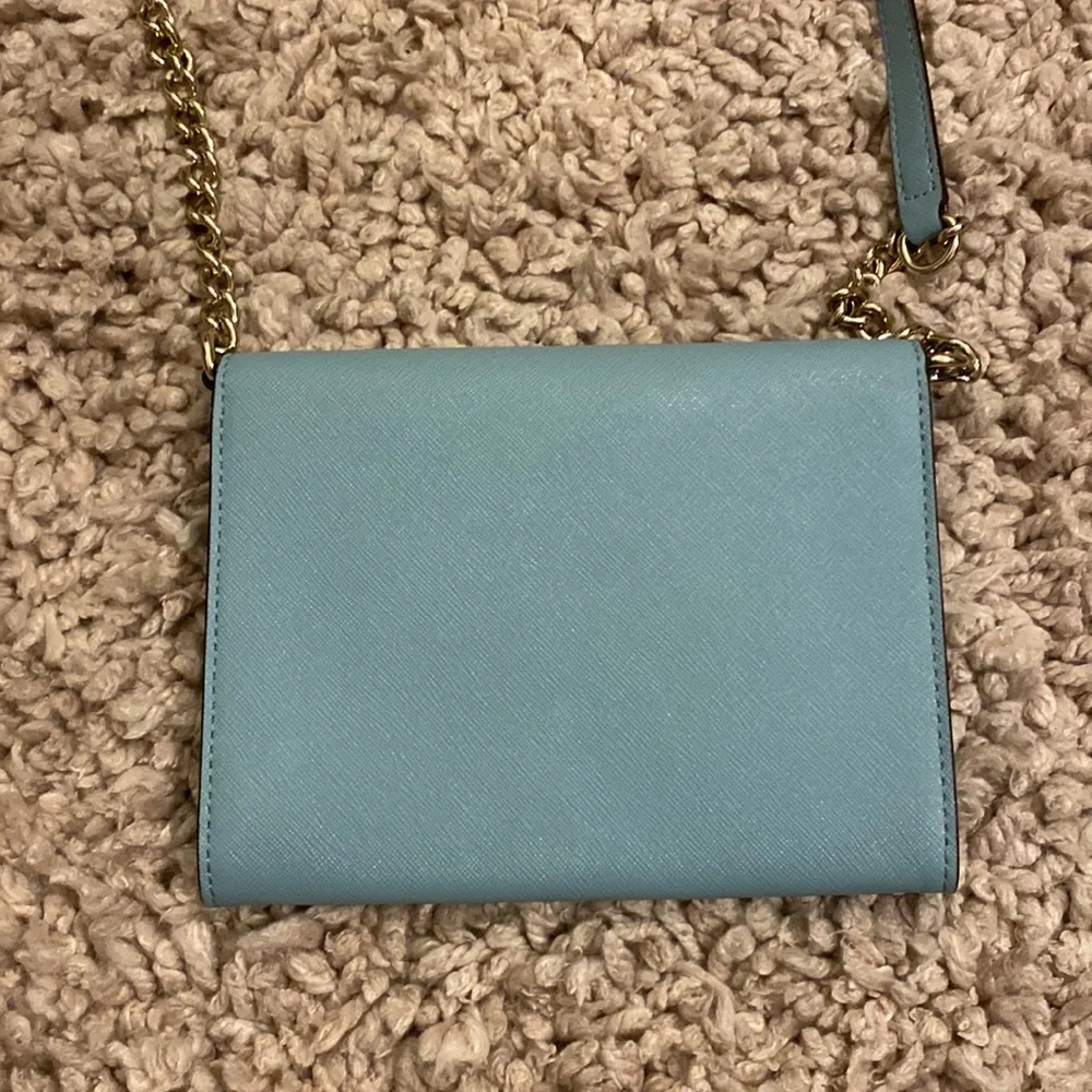 Kate Spade powder blue envelope wallet purse with matching blue/gold chain - Picture 7 of 8